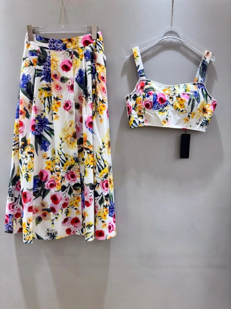 Dolce Gabbana Dress Suits Effortless 119282