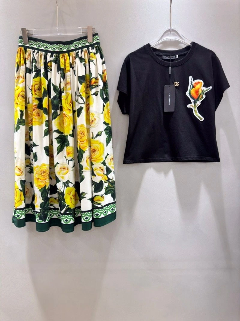 Durable Dolce Gabbana Dress Suits 119249