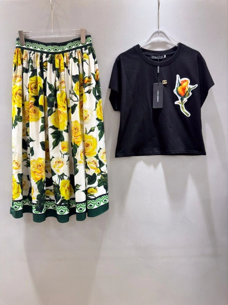 Durable Dolce Gabbana Dress Suits 119249