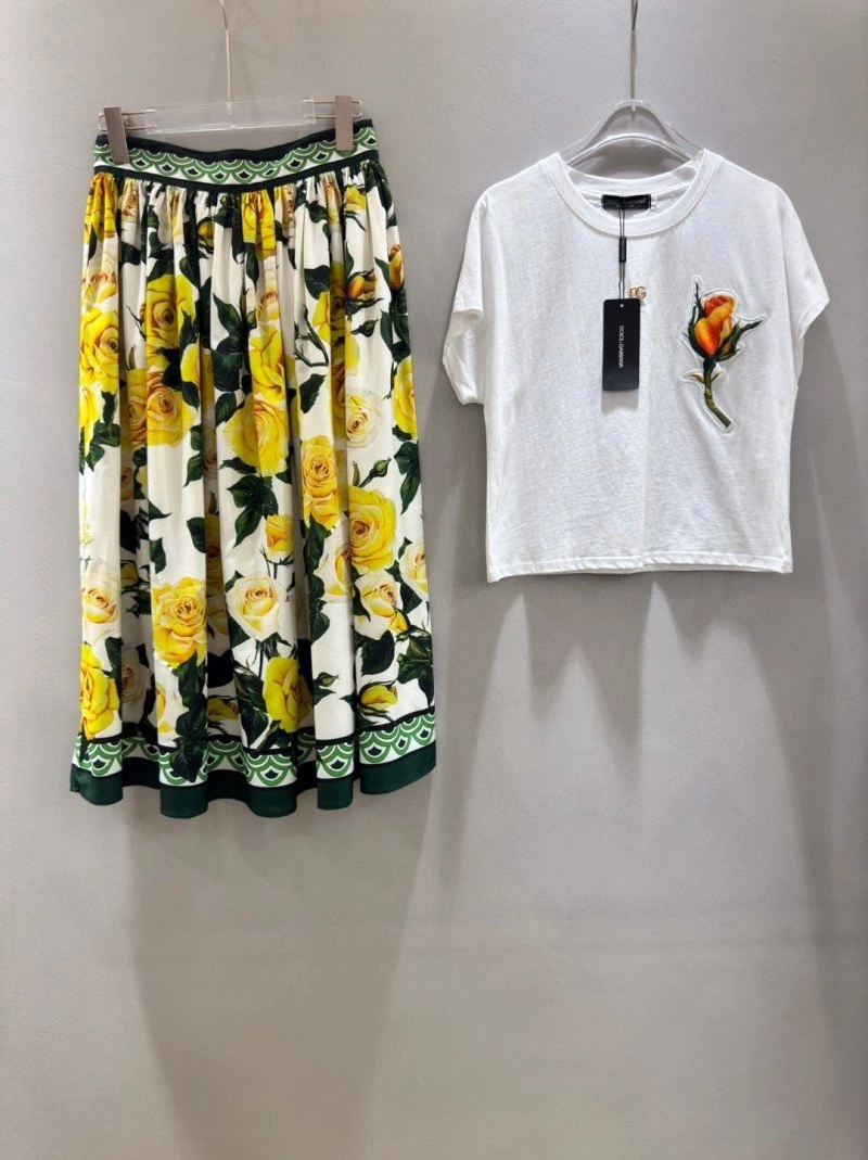 Durable Dolce Gabbana Dress Suits 119246
