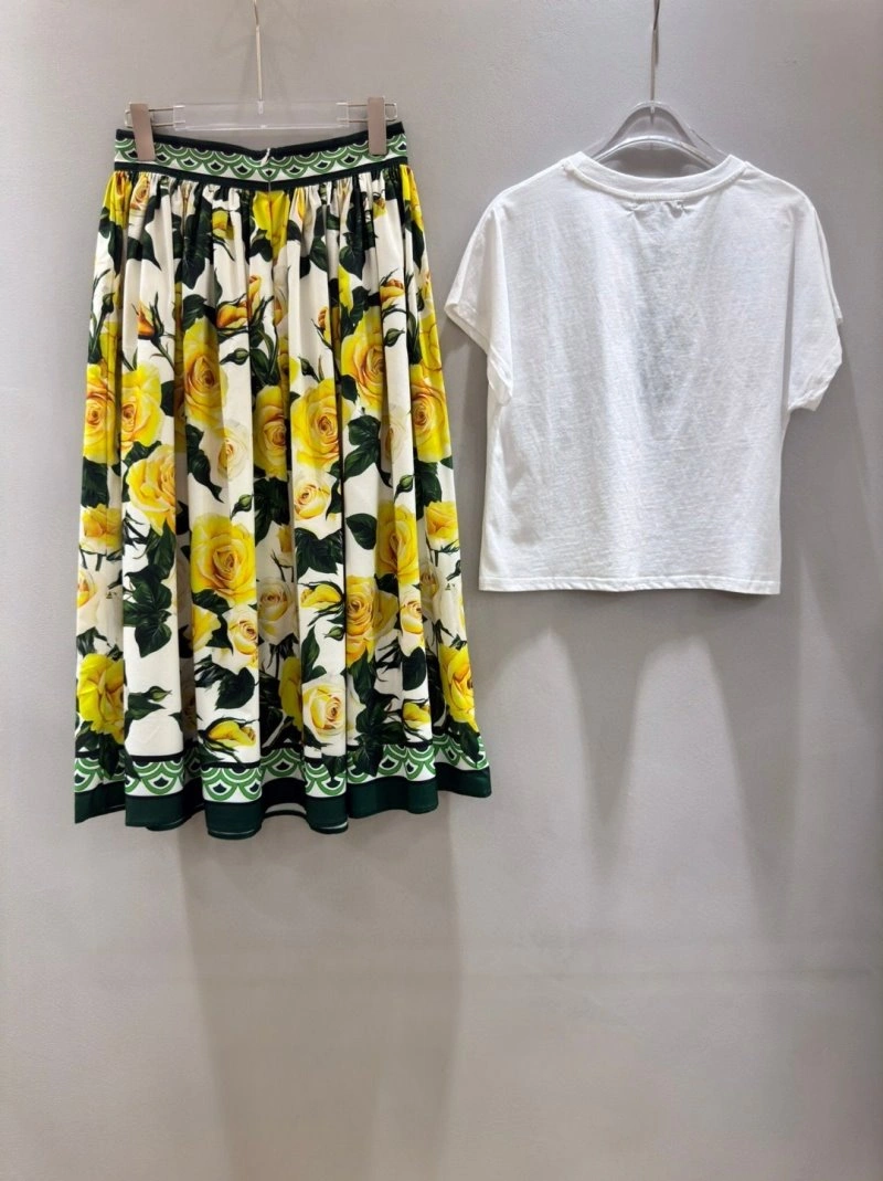 Durable Dolce Gabbana Dress Suits 119246