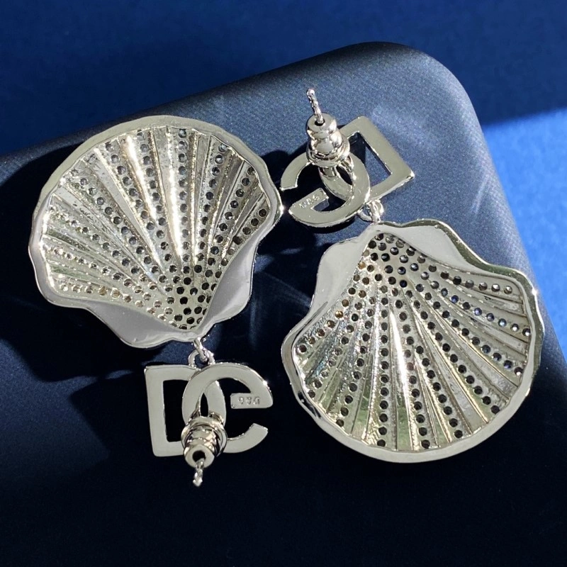 Minimalist Dolce Gabbana Earrings 208079