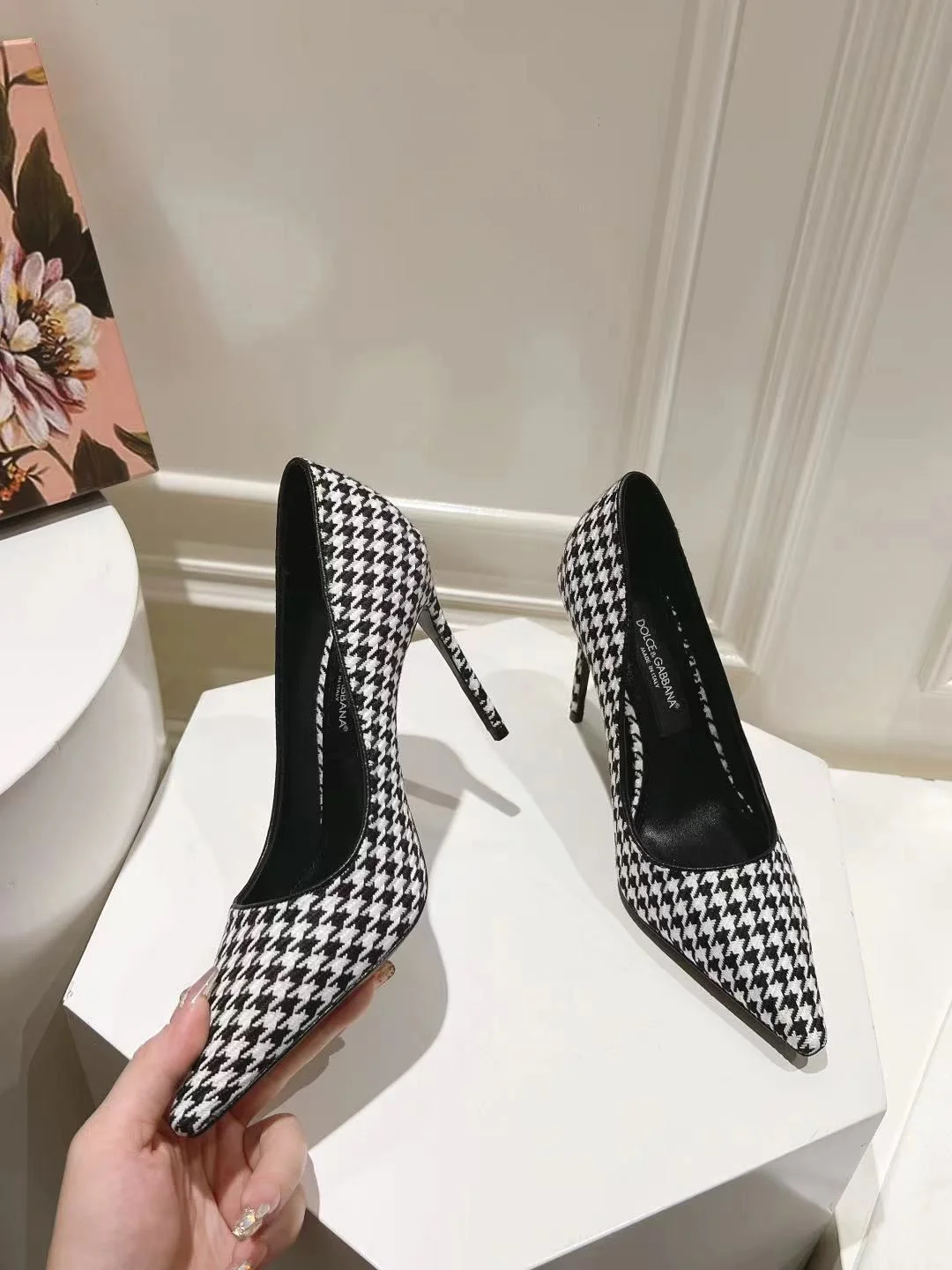 Soft Dolce Gabbana Heeled Shoes 23015