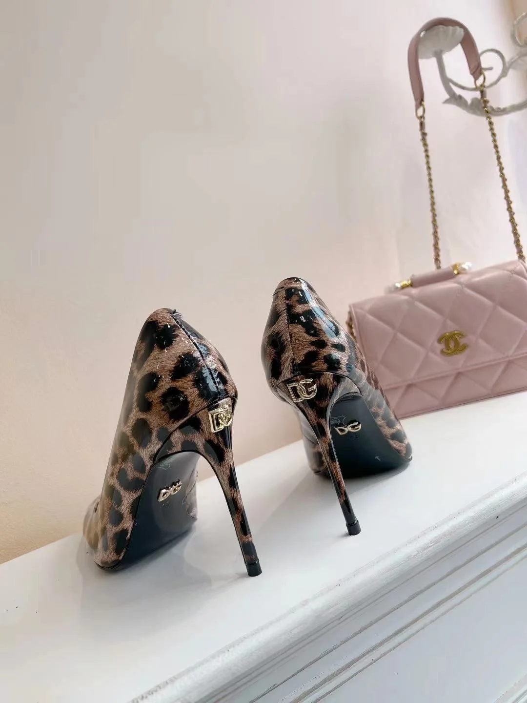 Dolce Gabbana Heeled Shoes ModernLook 22996