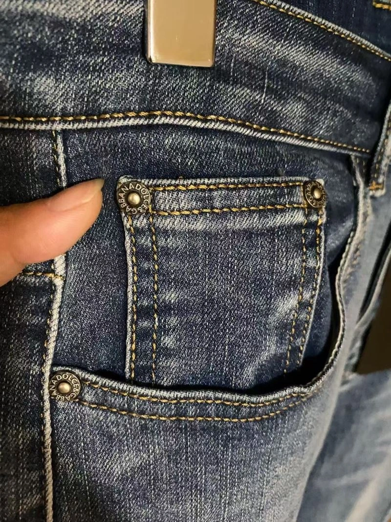 WellDesigned Dolce Gabbana Jeans 119404
