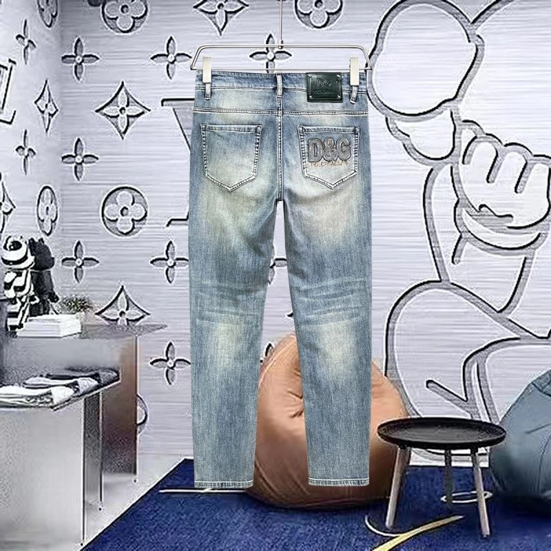 Contemporary Dolce Gabbana Jeans 120128
