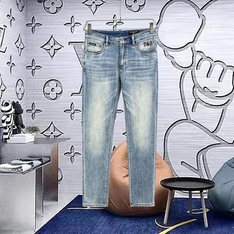 Contemporary Dolce Gabbana Jeans 120128