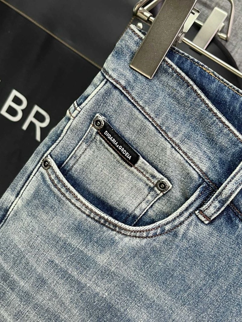 Contemporary Dolce Gabbana Jeans 120128