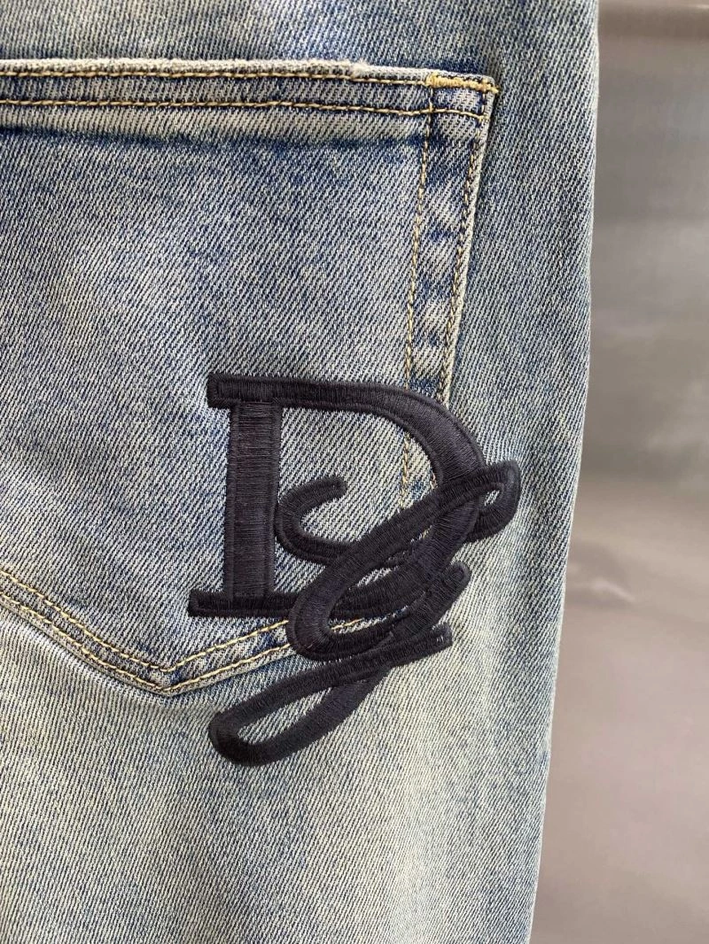 FashionForward Dolce Gabbana Jeans 120010