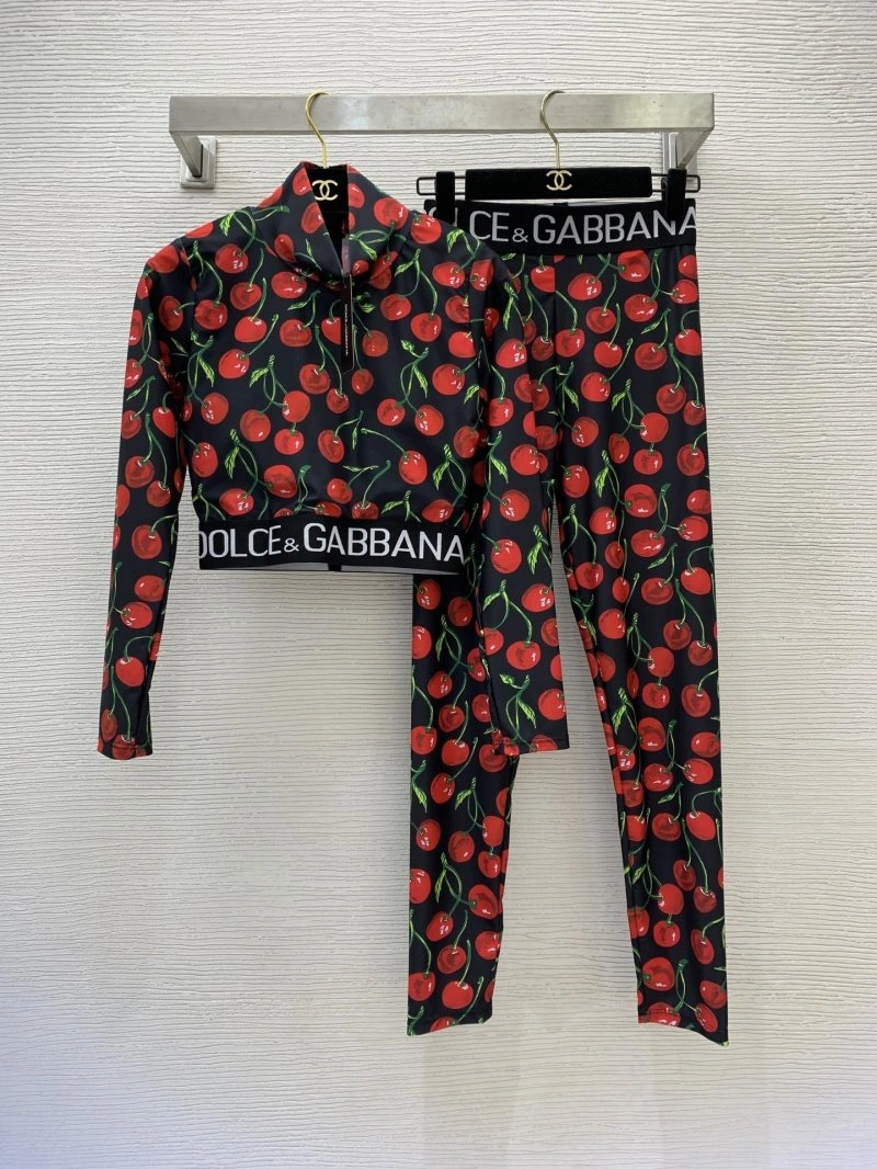 WrinkleFree Dolce Gabbana Long Suits 119293