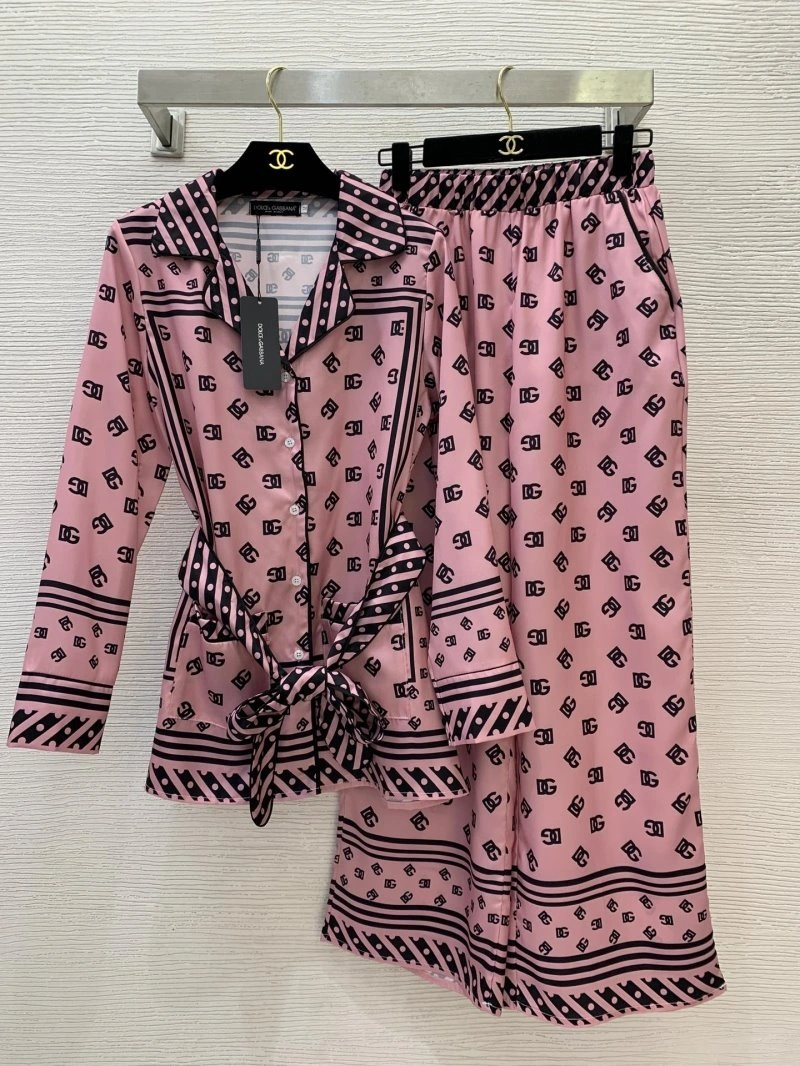 Contemporary Dolce Gabbana Long Suits 119220