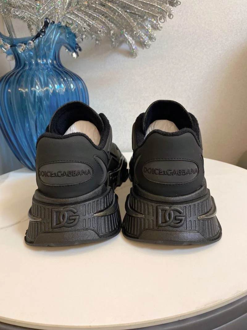 Supportive Dolce Gabbana Low Shoes 22884