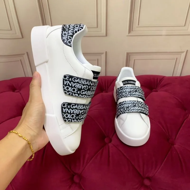 Dolce Gabbana Low Shoes HighQuality 23040