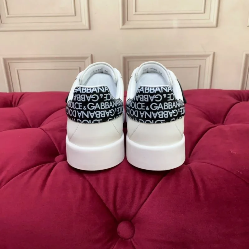 Dolce Gabbana Low Shoes HighQuality 23040