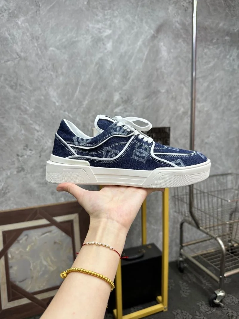 EyeCatching Dolce Gabbana Low Shoes 23165
