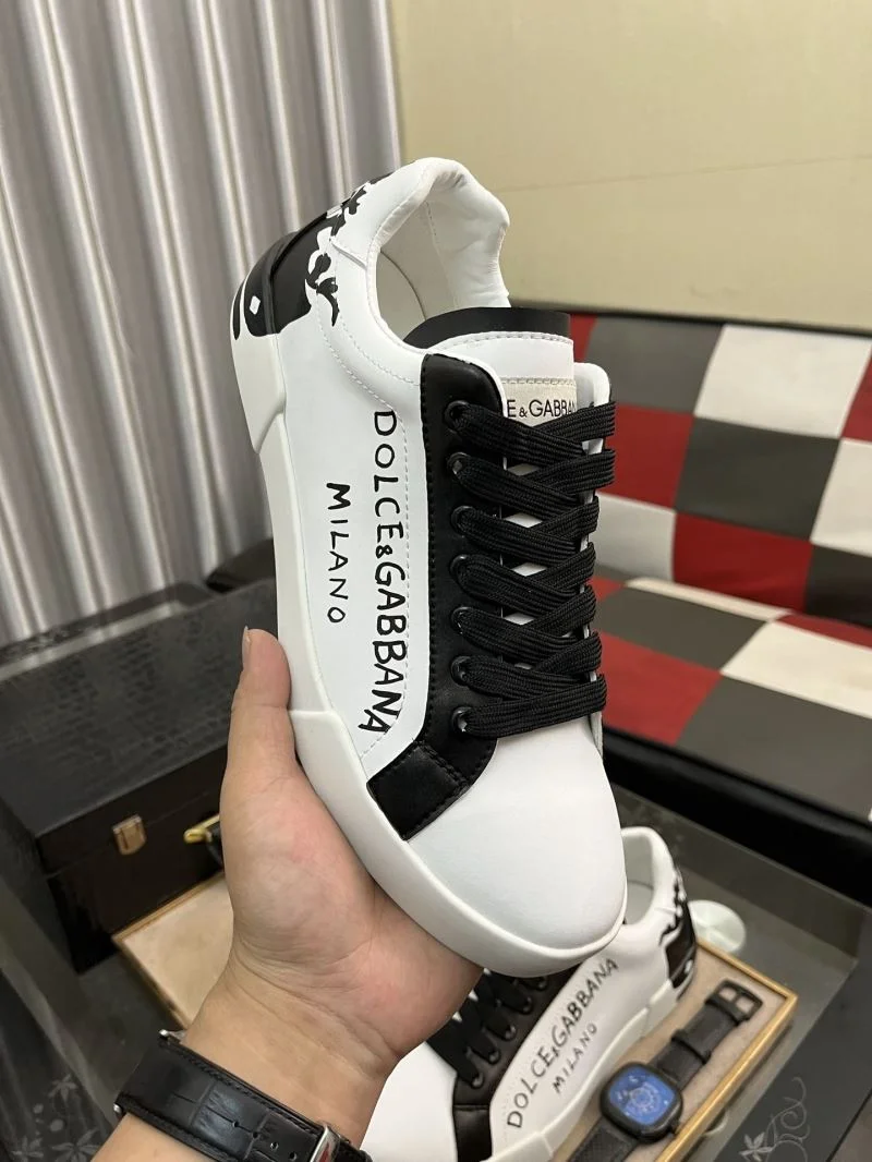 WaterResistant Dolce Gabbana Low Shoes 23140
