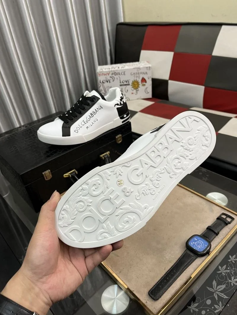 WaterResistant Dolce Gabbana Low Shoes 23140