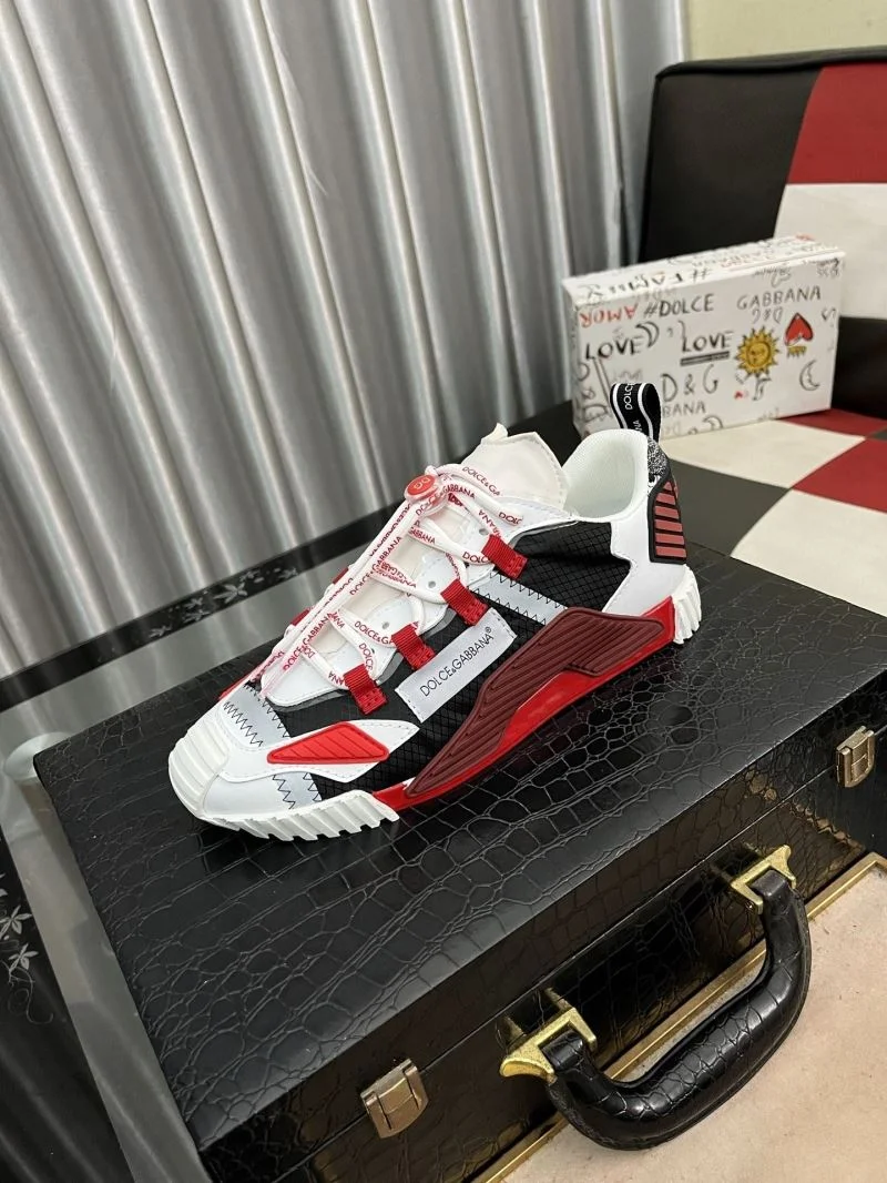 Versatile Dolce Gabbana Low Shoes 23119