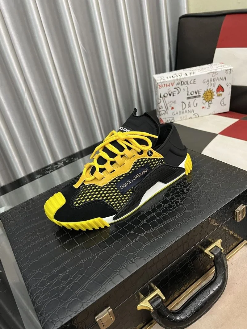 WellDesigned Dolce Gabbana Low Shoes 23120