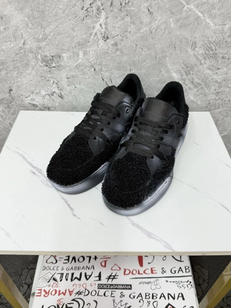 Durable Dolce Gabbana Low Shoes 23116