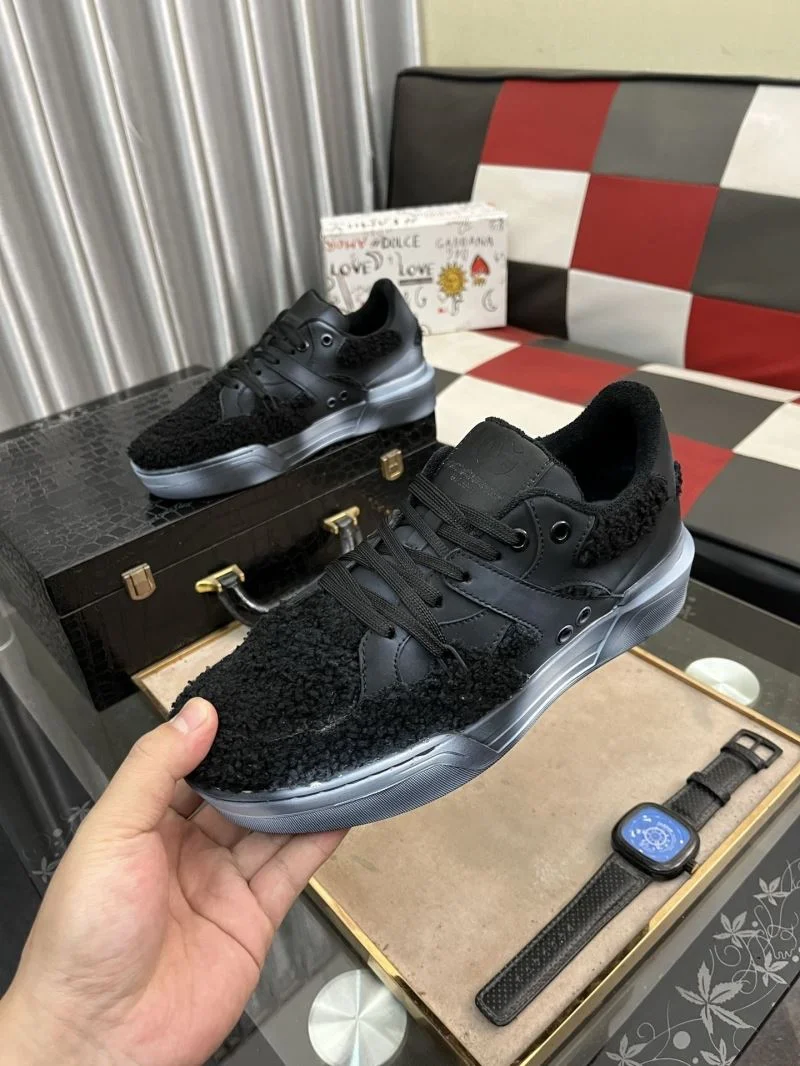 Dolce Gabbana Low Shoes WaterResistant 23102