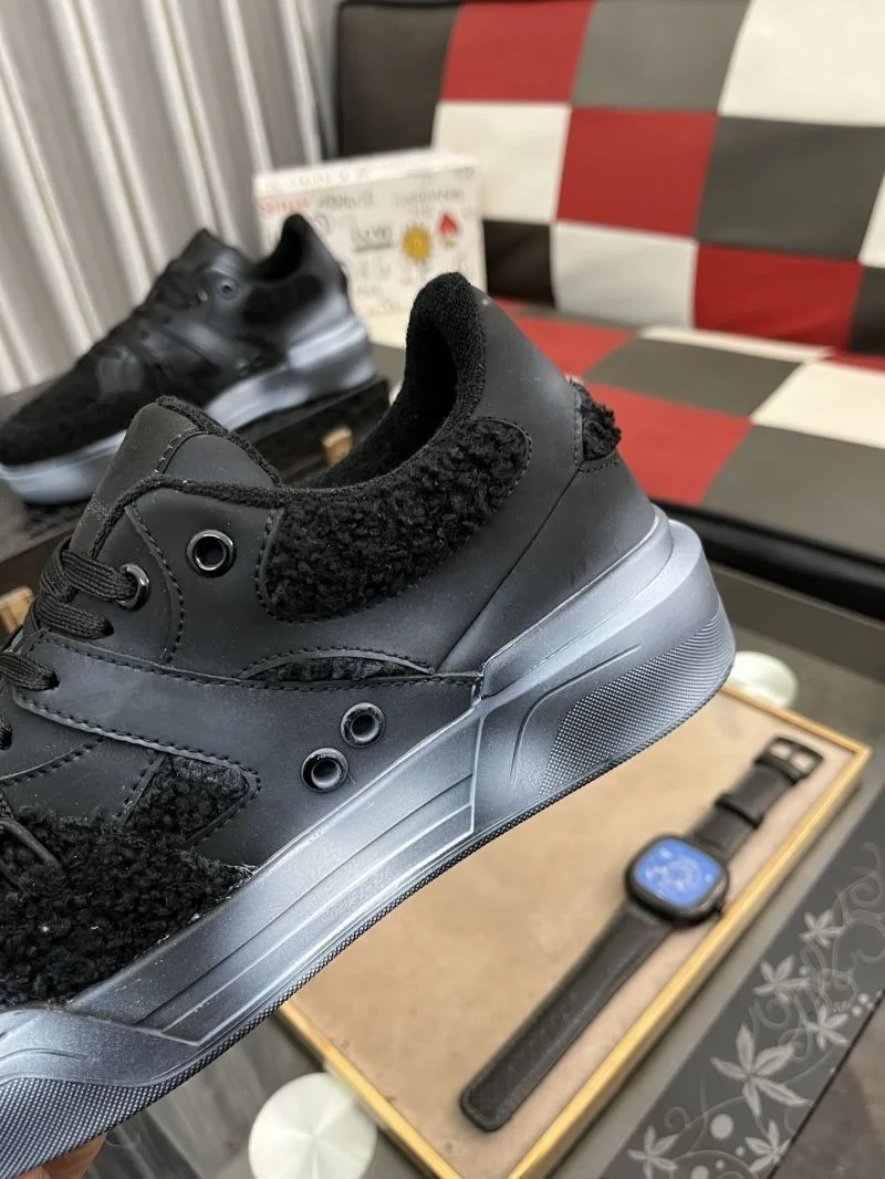Dolce Gabbana Low Shoes WaterResistant 23102