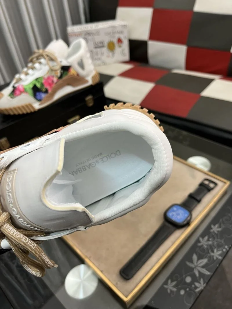 Dolce Gabbana Low Shoes Unique 23092