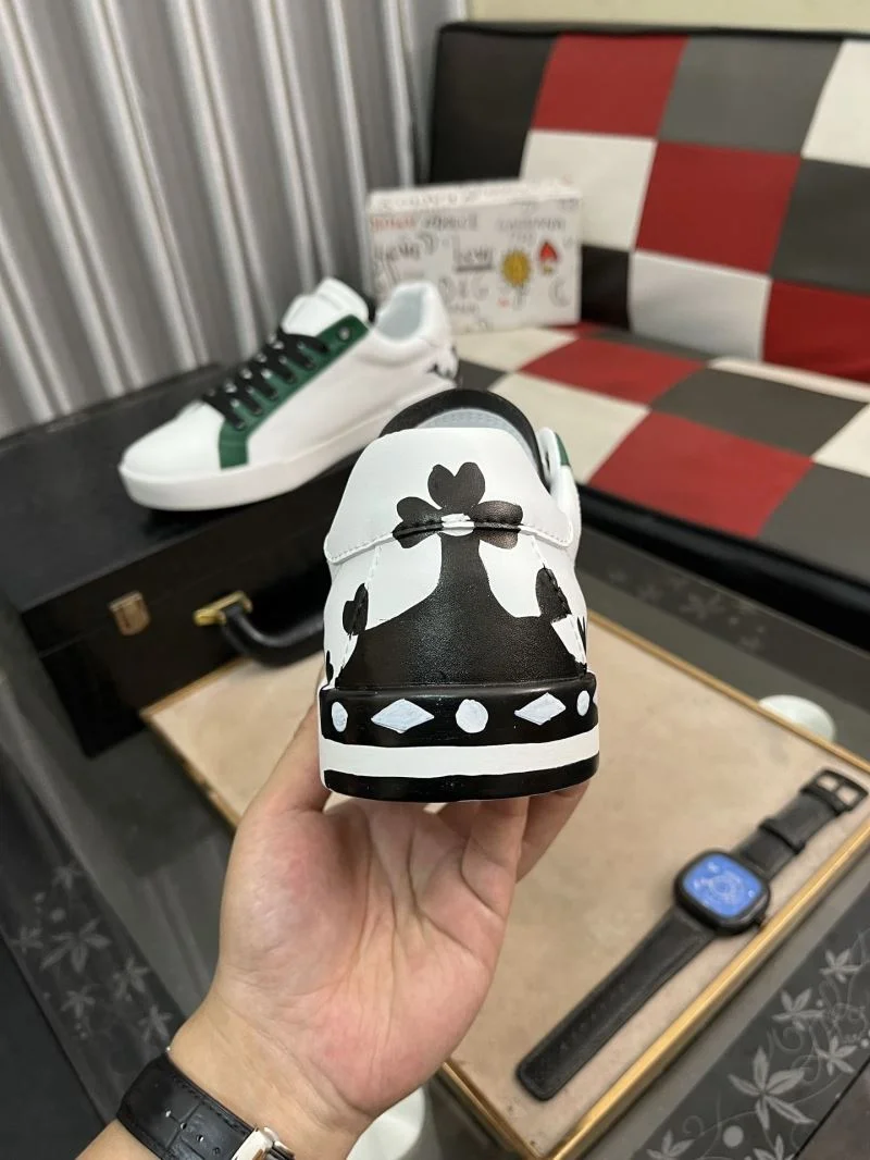Dolce Gabbana Low Shoes Minimalist 23085