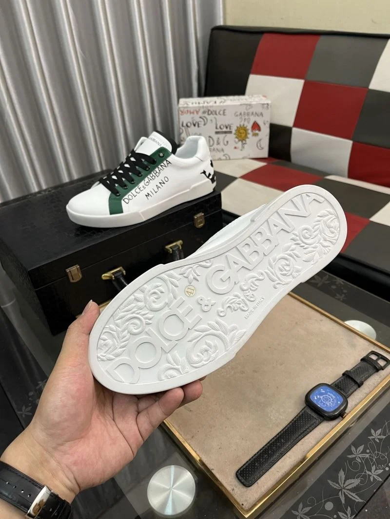 Dolce Gabbana Low Shoes Minimalist 23085