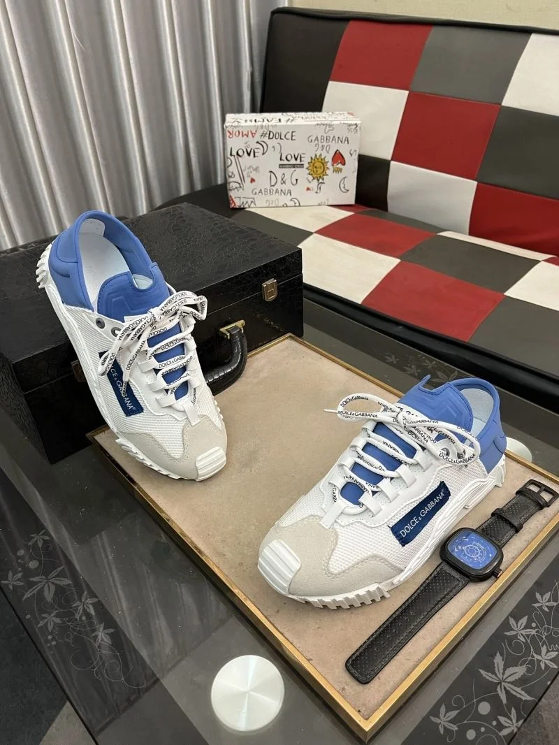 Vibrant Dolce Gabbana Low Shoes 23080
