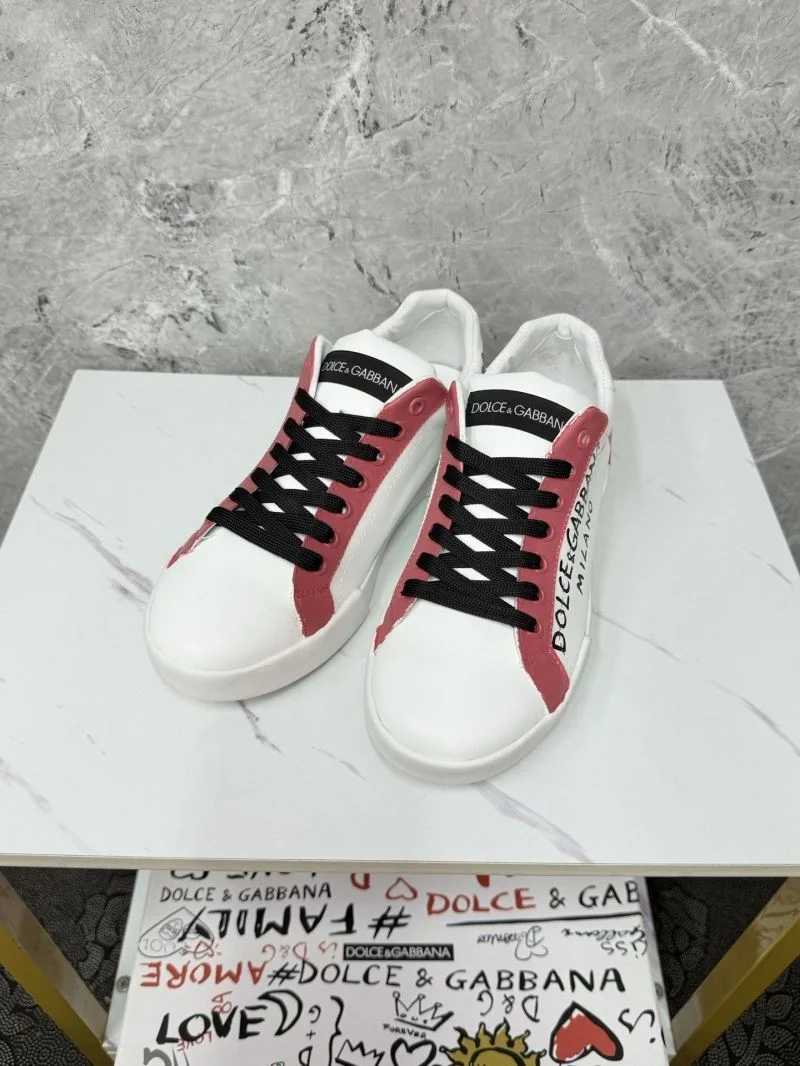 Dolce Gabbana Low Shoes Unique 23062