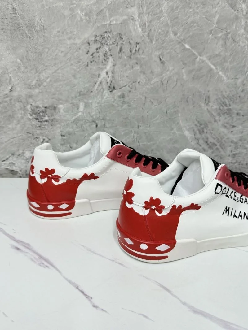 Dolce Gabbana Low Shoes Unique 23062