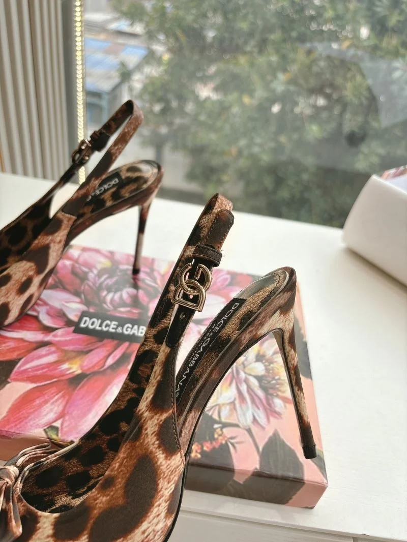 Bold Dolce Gabbana Sandals 23068