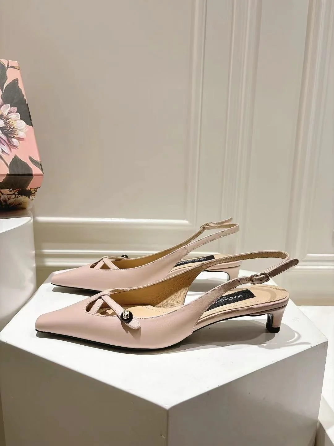 Dolce Gabbana Sandals Compact 22972