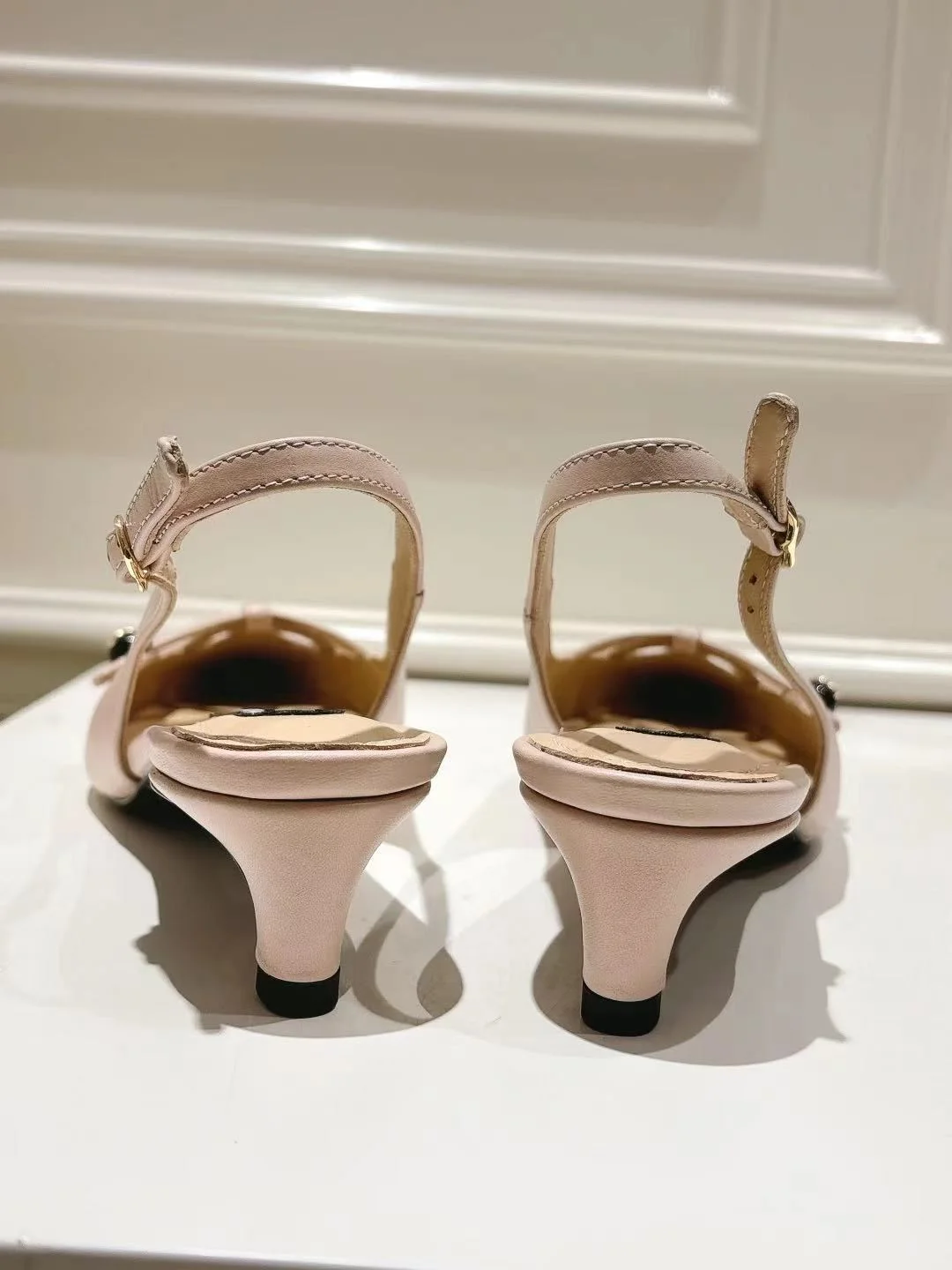 Dolce Gabbana Sandals Compact 22972