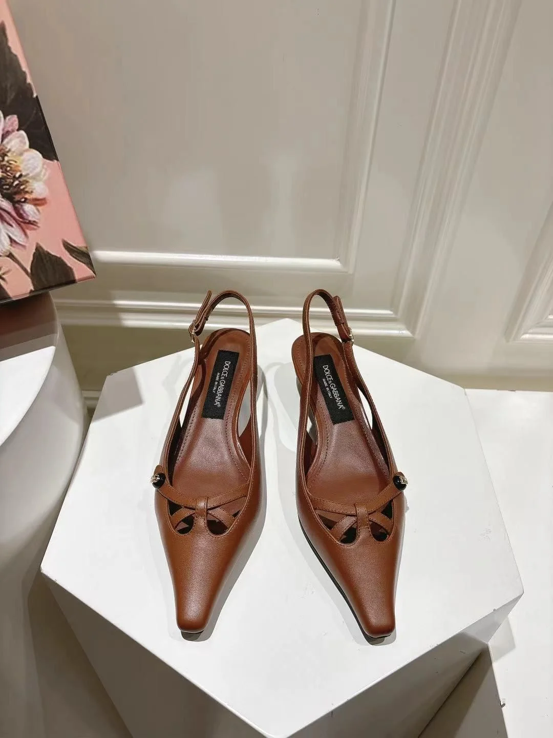 Cozy Dolce Gabbana Sandals 22966