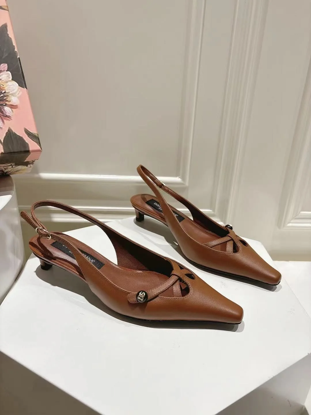 Cozy Dolce Gabbana Sandals 22966