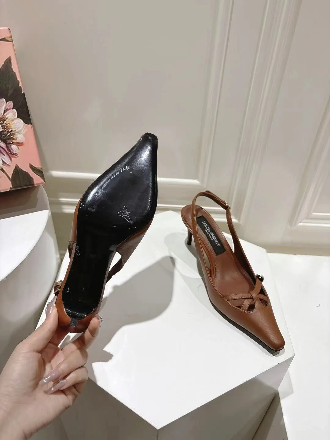 Dolce Gabbana Sandals Supportive 22959