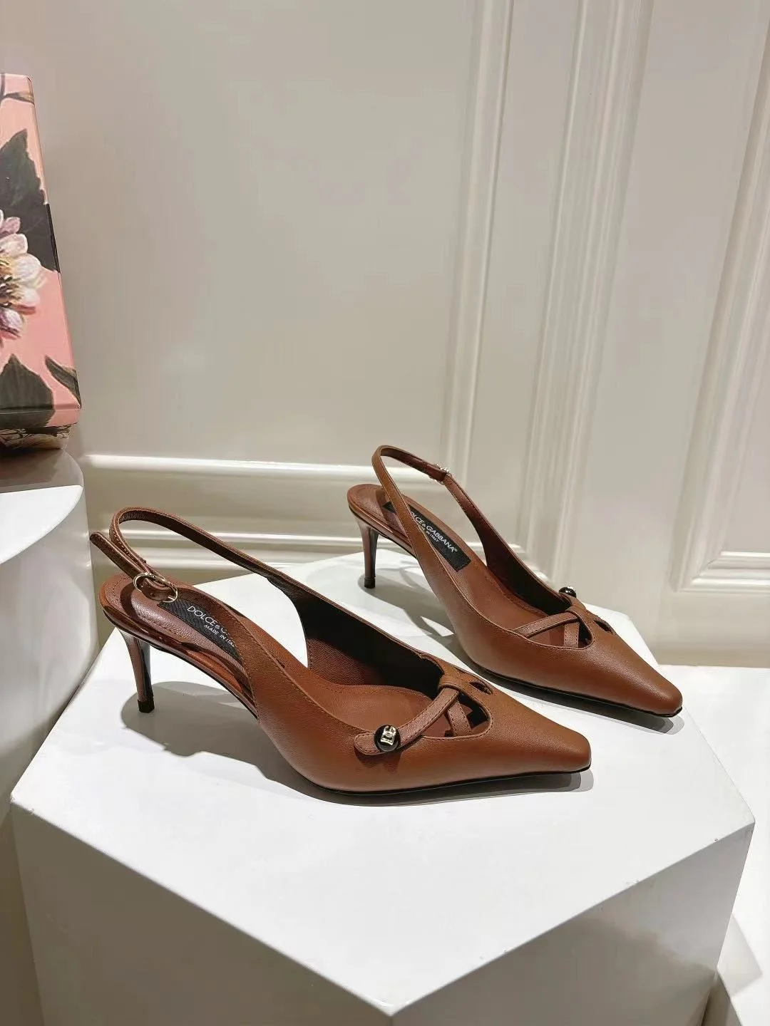 Dolce Gabbana Sandals Supportive 22959
