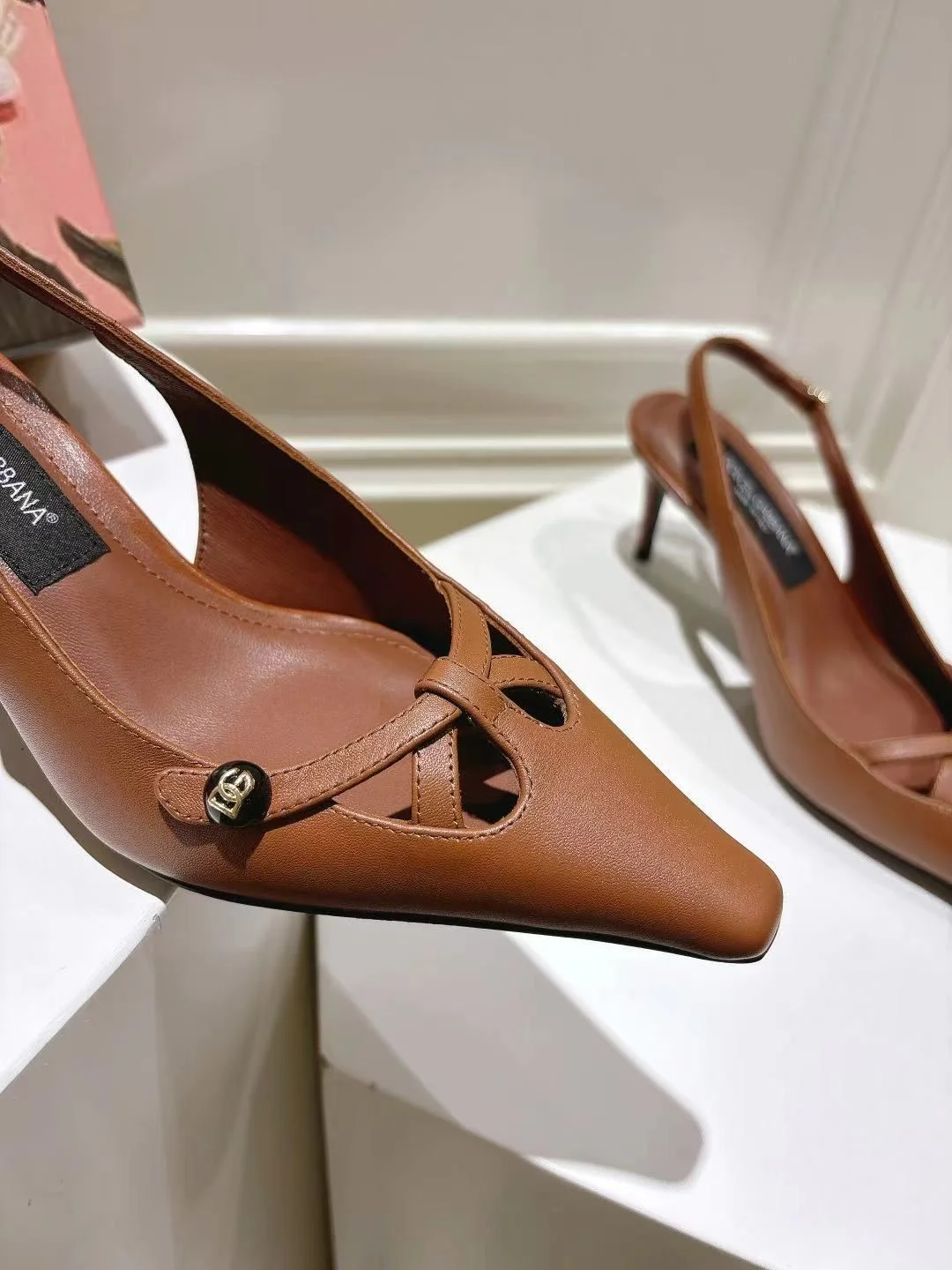 Dolce Gabbana Sandals Supportive 22959