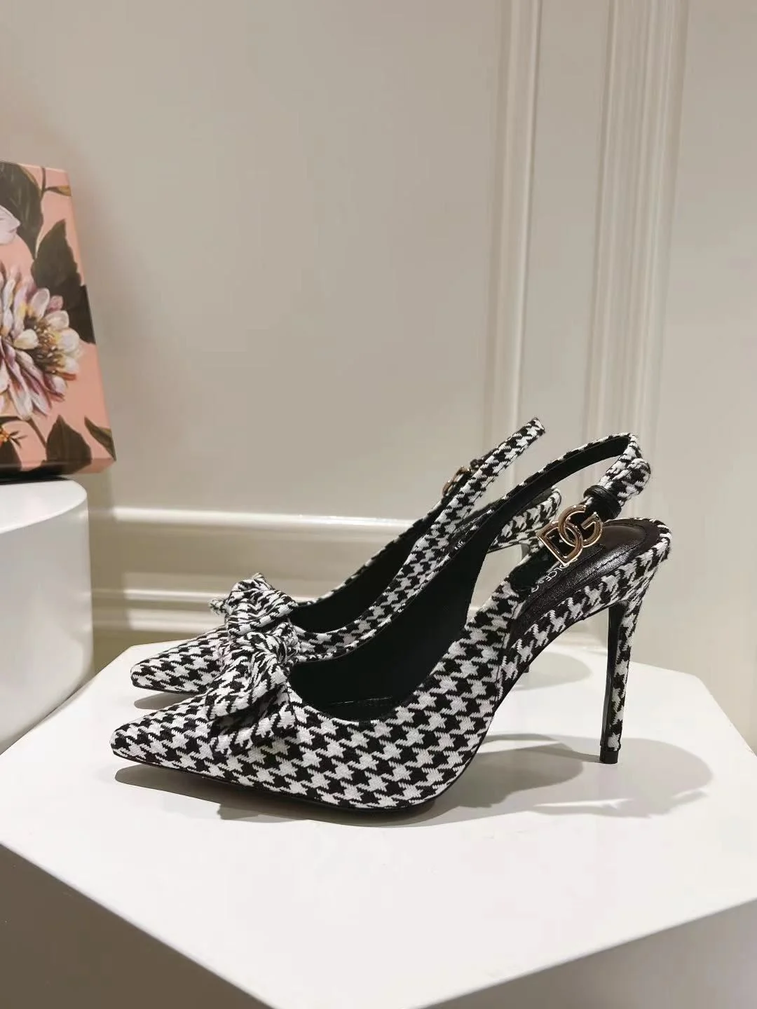 StreetReady Dolce Gabbana Sandals 22975