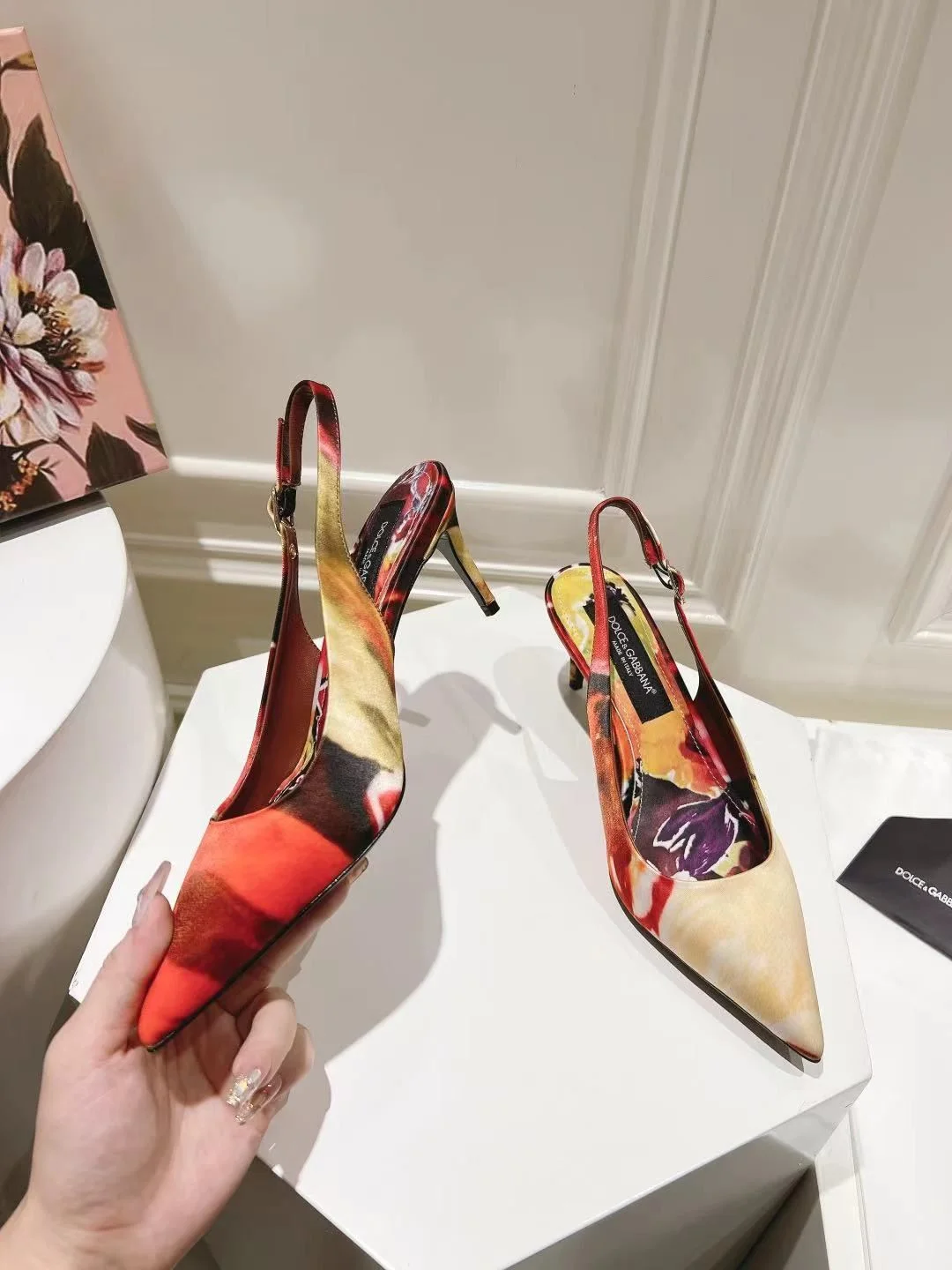 Cozy Dolce Gabbana Sandals 22964