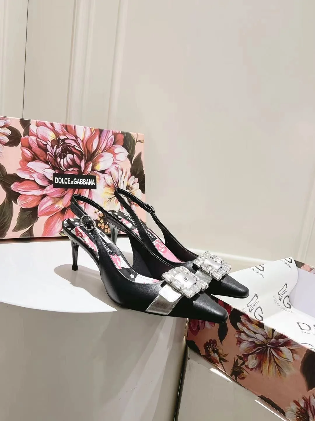 Dolce Gabbana Sandals TechFriendly 22954