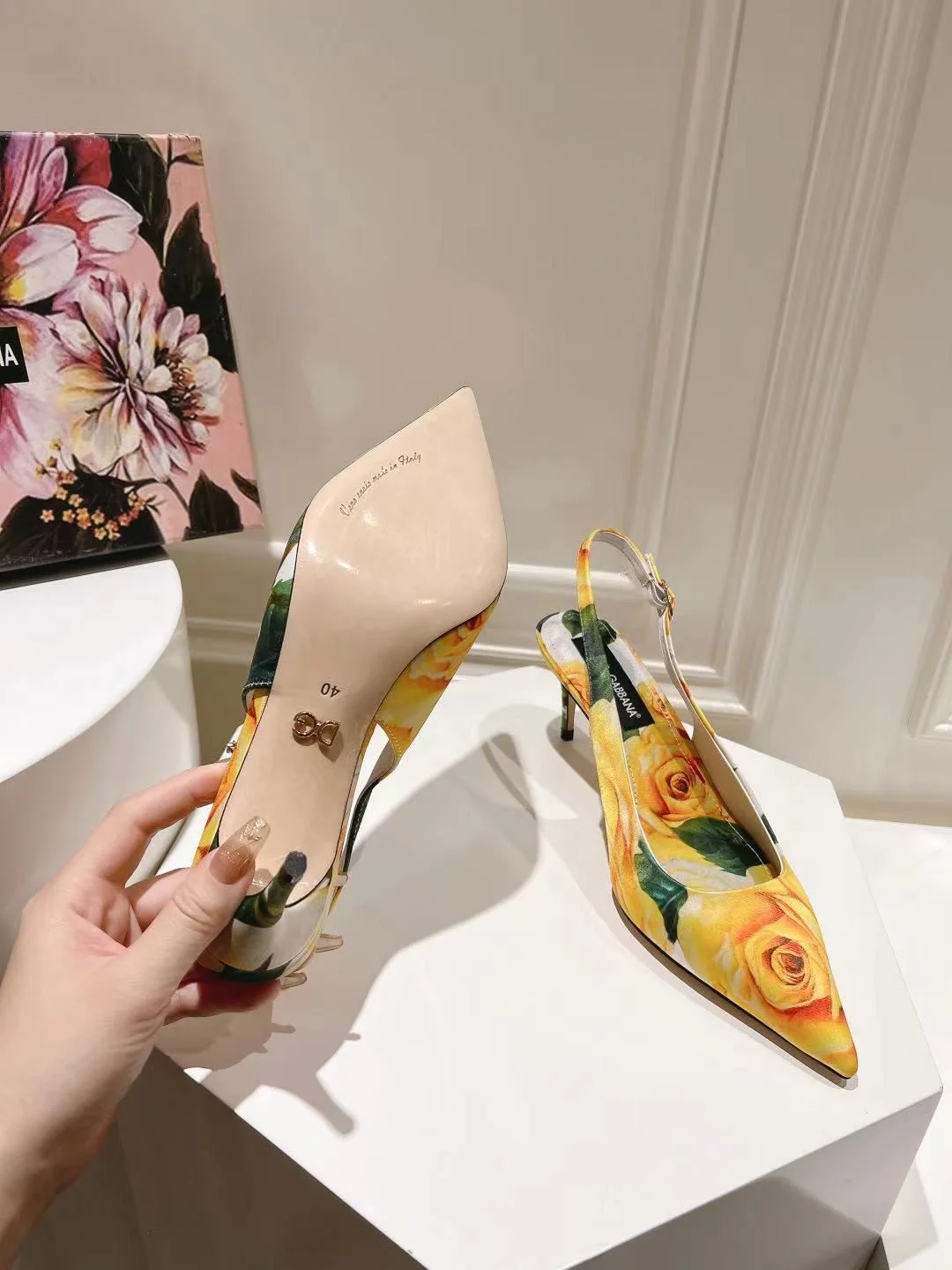 Bold Dolce Gabbana Sandals 22980