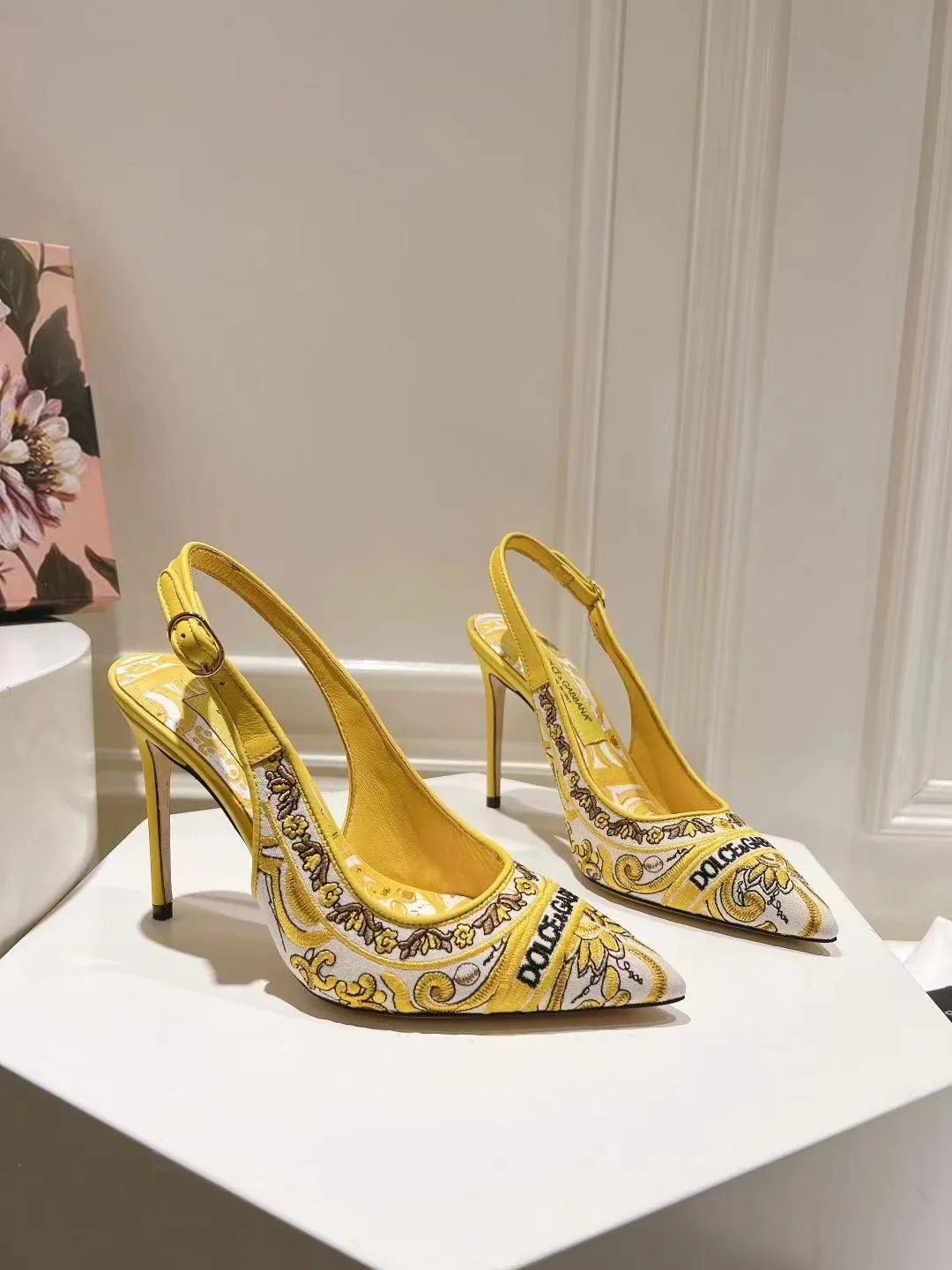 Dolce Gabbana Sandals FastDry 22973