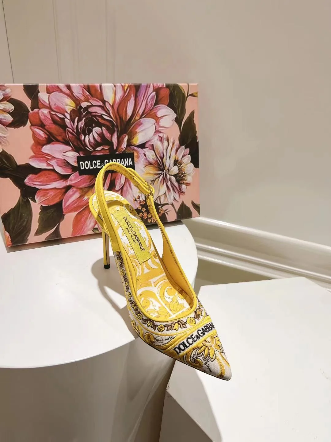 Dolce Gabbana Sandals FastDry 22973