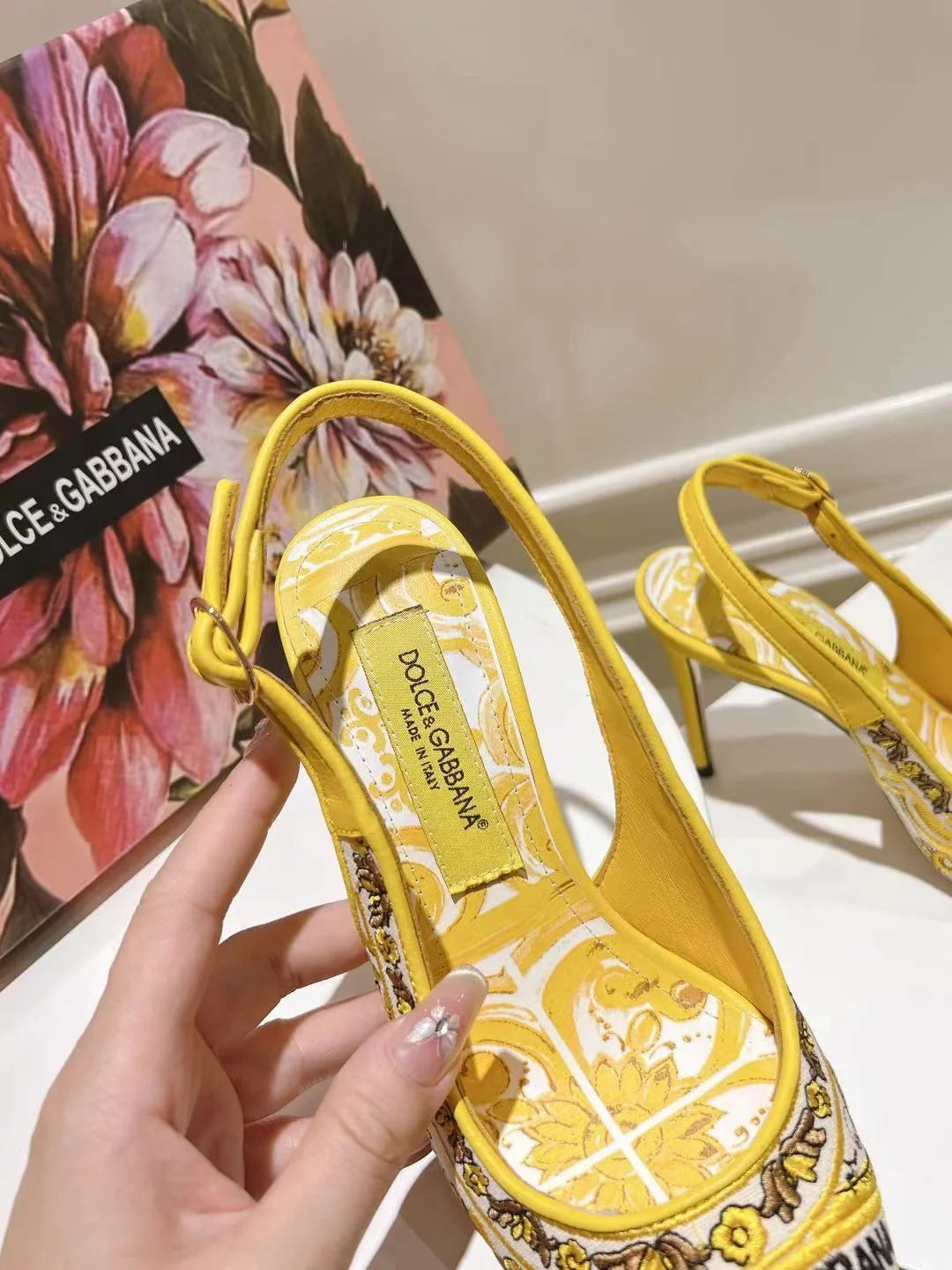 Dolce Gabbana Sandals FastDry 22973