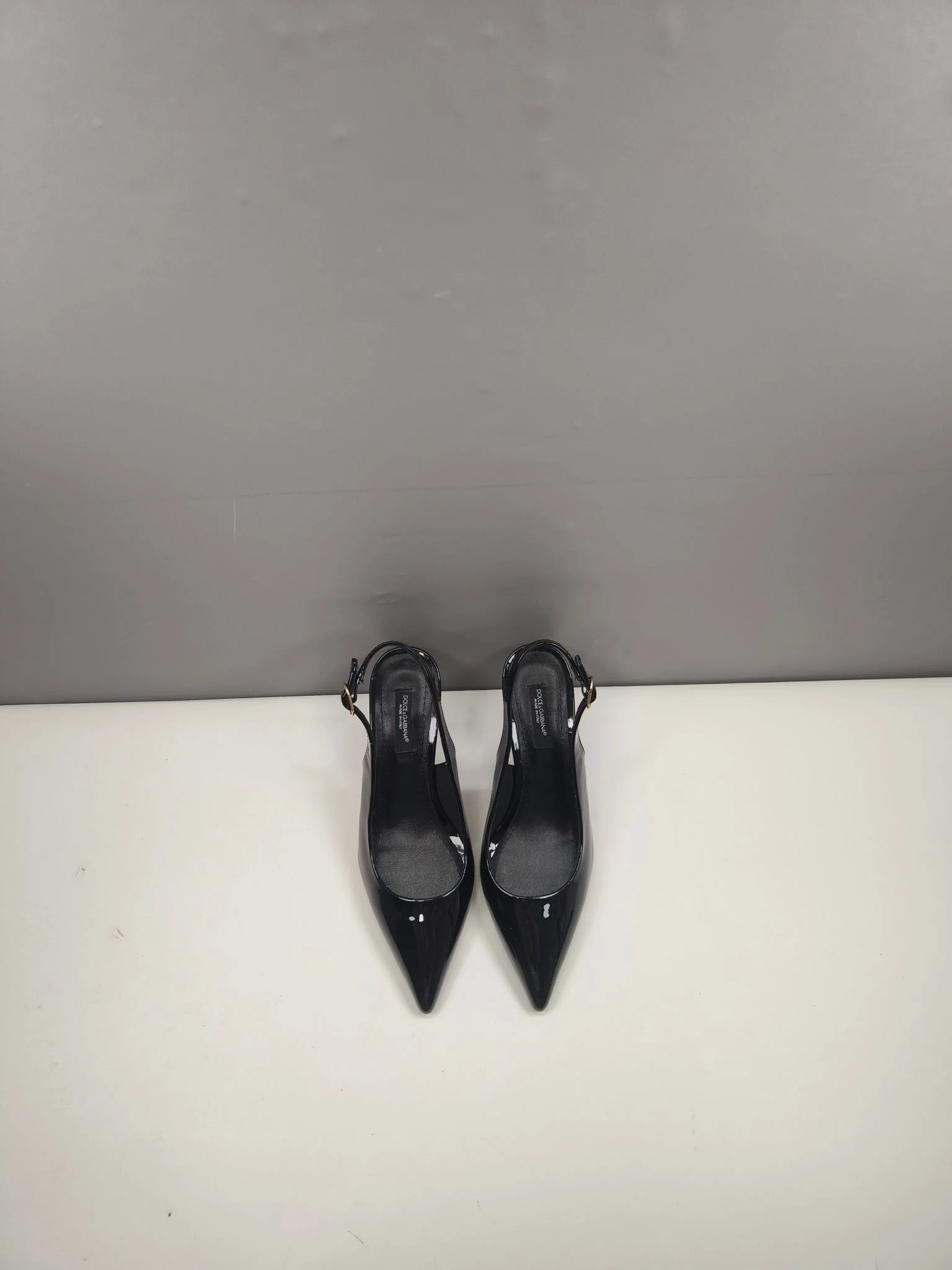 Sporty Dolce Gabbana Sandals 22953