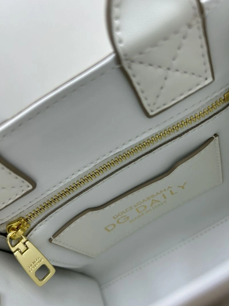 EyeCatching Dolce Gabbana Shopping Bags 84130