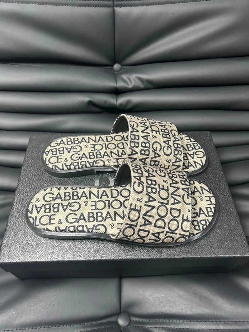 Dolce Gabbana Slippers TimelessDesign 22828